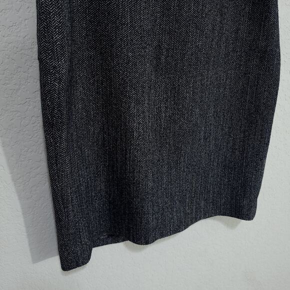 Express Skirt Womens Size 6 Short Mini Black Chevron Classic Preppy Neutral - Picture 11 of 13